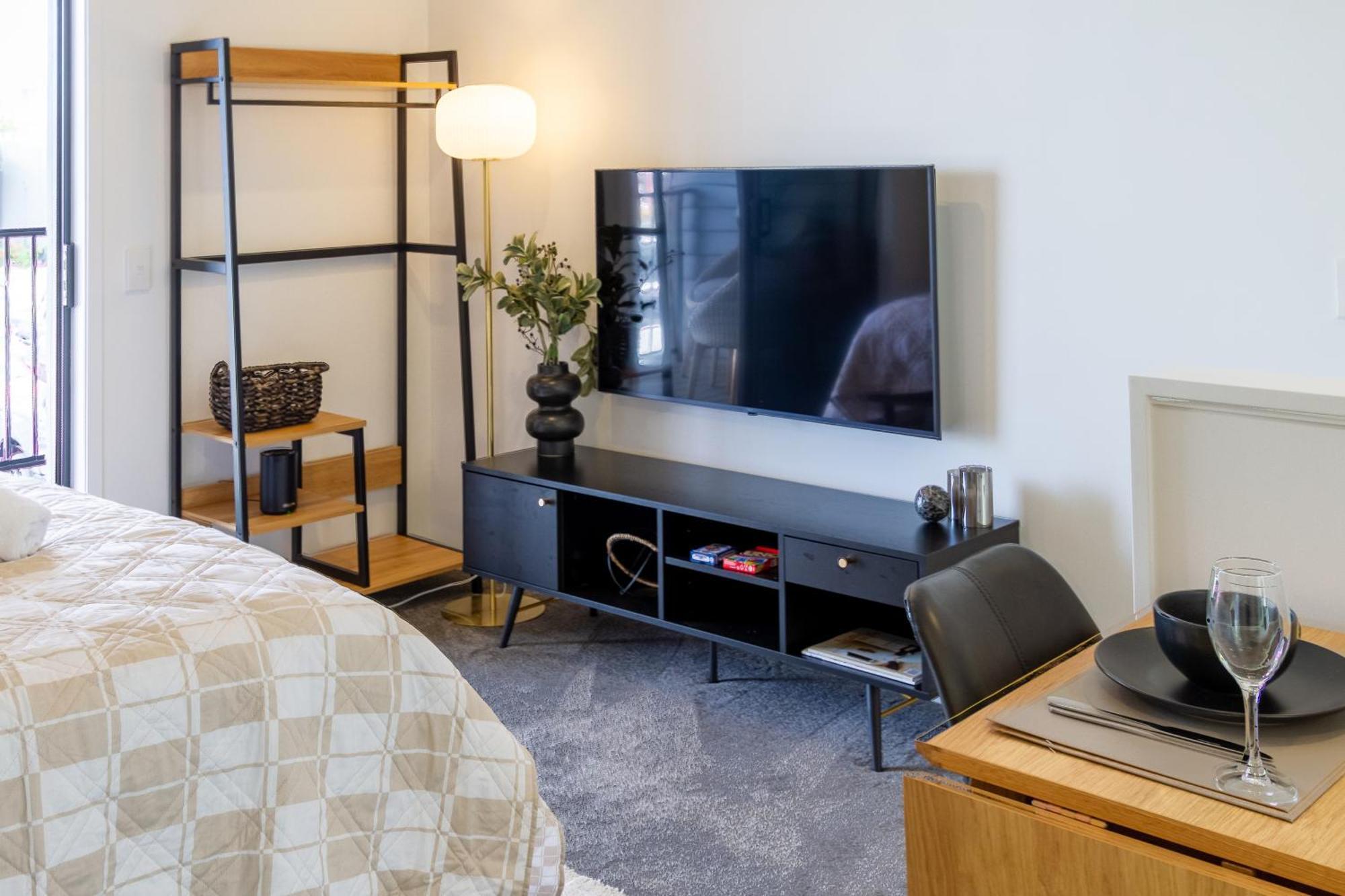 Prime Locale: Studio With Balcony Christchurch Eksteriør bilde