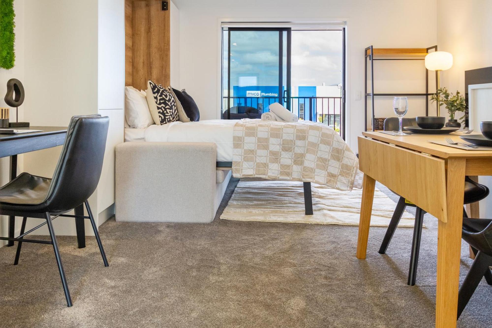 Prime Locale: Studio With Balcony Christchurch Eksteriør bilde